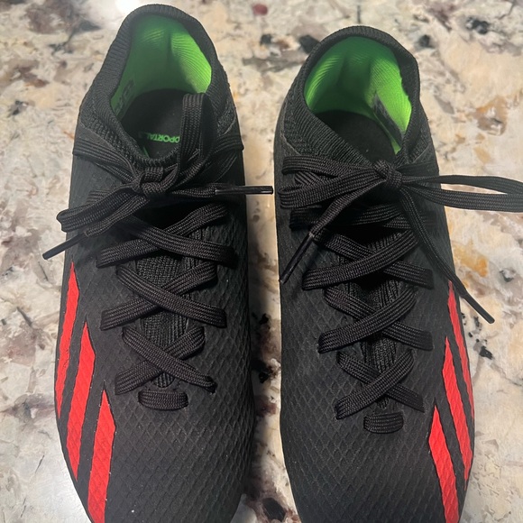 Youth Adidas soccer cleats - Picture 3 of 6